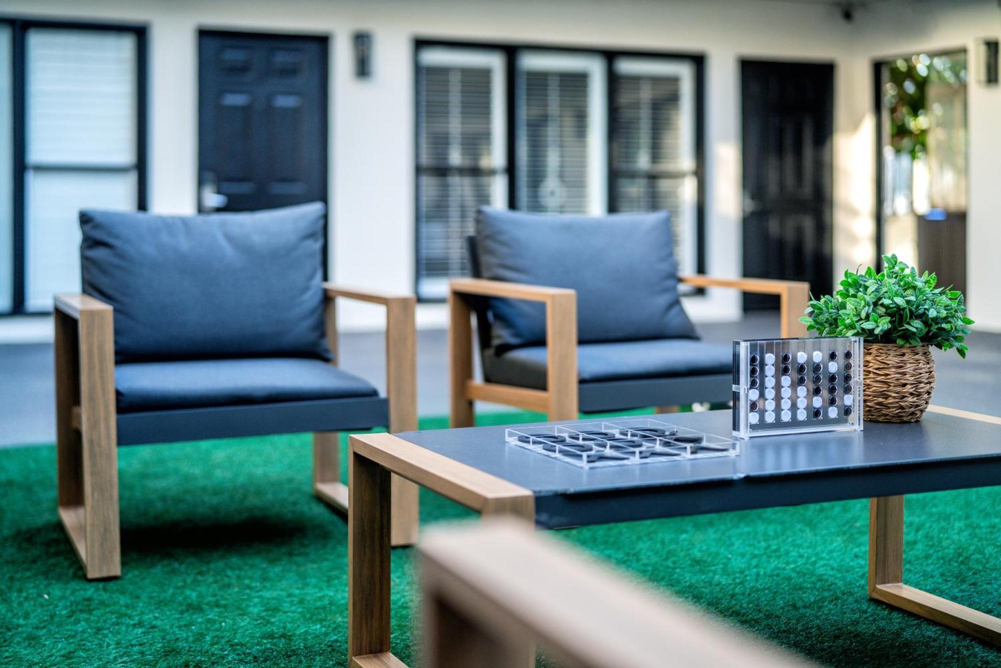 Lyfe Inn & Suites By Aga - Beverly Hills - Los Angeles — Photos 2